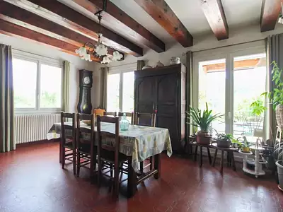 Maison, 276 m²