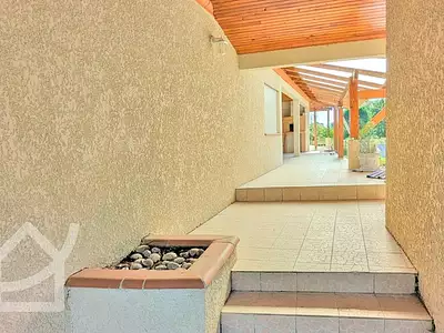 Maison, 180 m²