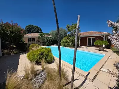 Maison, 180 m²
