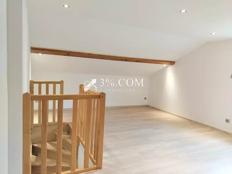 Maison, 198 m²