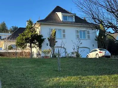 Maison, 252 m²