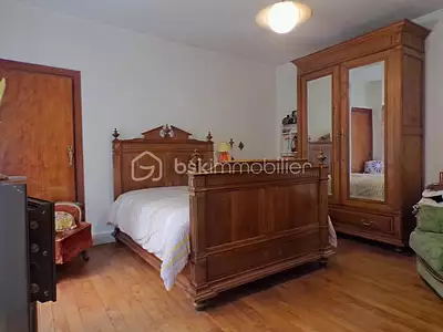 Maison, 260 m²