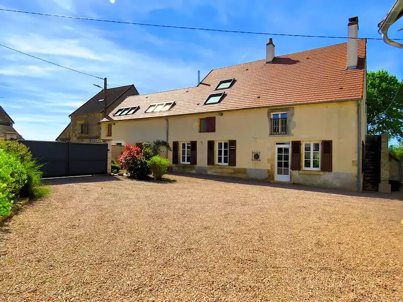 Maison, 250 m²