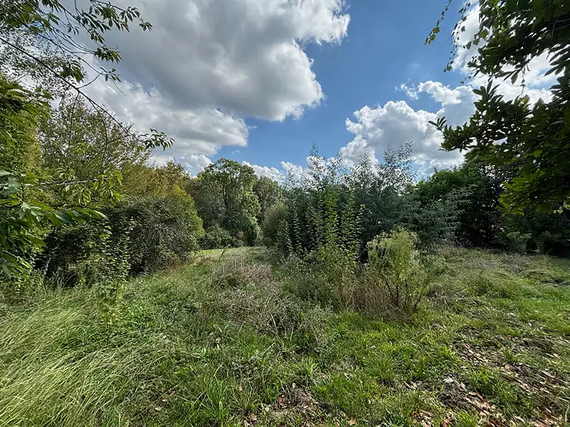 Terrain, 757 m²