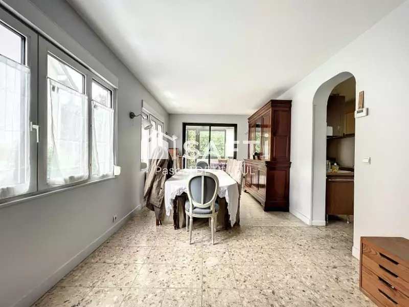 Maison, 176 m²