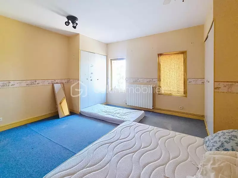 Maison, 250 m²