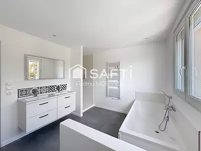 Maison, 140 m²