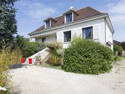 Maison, 196 m²