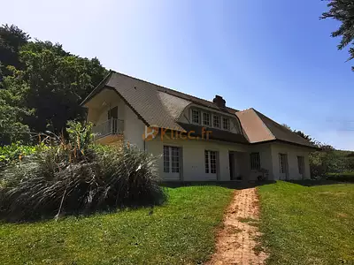 Maison, 235 m²