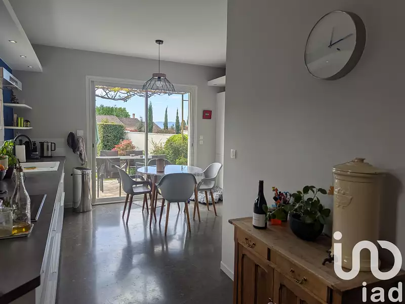 Maison, 180 m²