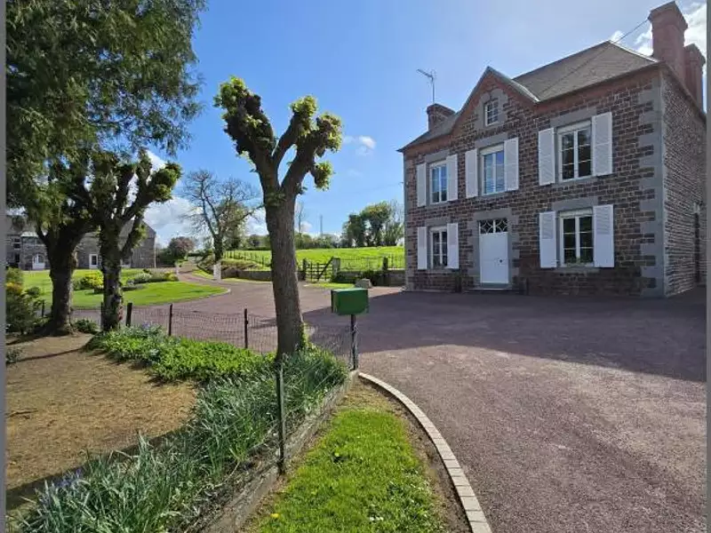 Maison, 350 m²