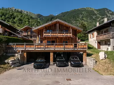 Maison, 266 m²