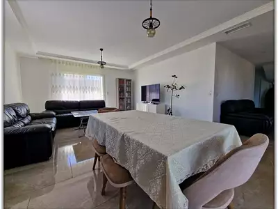 Maison, 142 m²