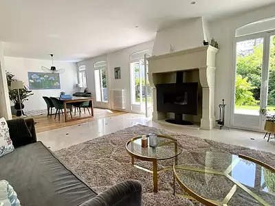 Maison, 305 m²