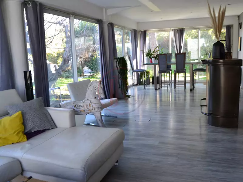 Maison, 200 m²