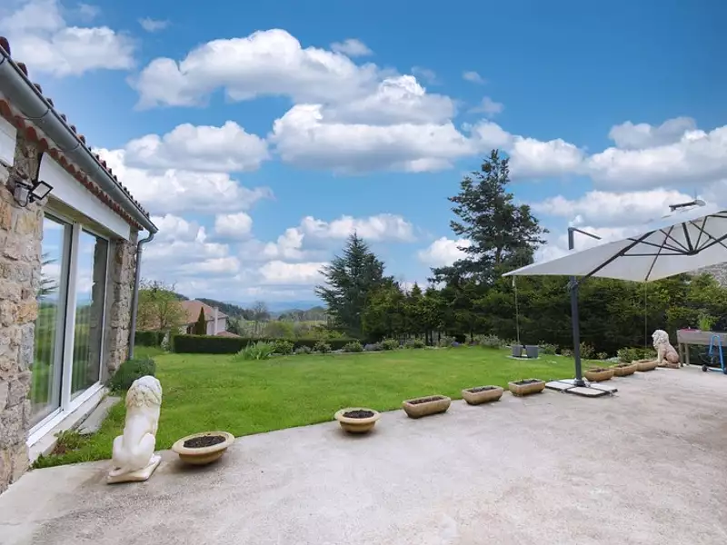 Maison, 204 m²