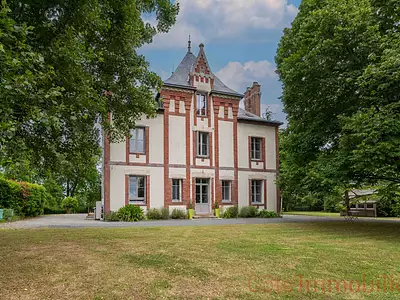 Maison, 374 m²