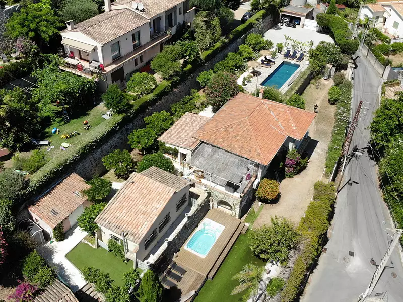 Maison, 165 m²