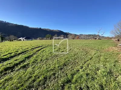 Terrain, 3 014 m²