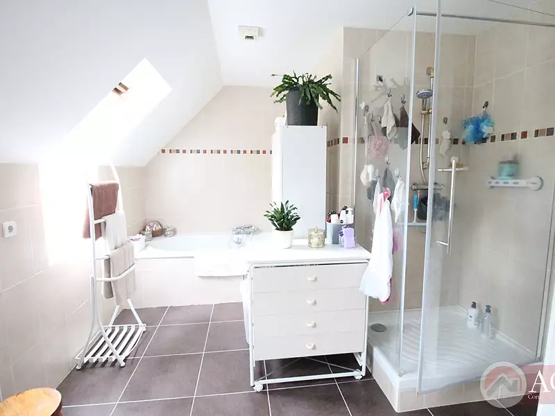 Maison, 115 m²