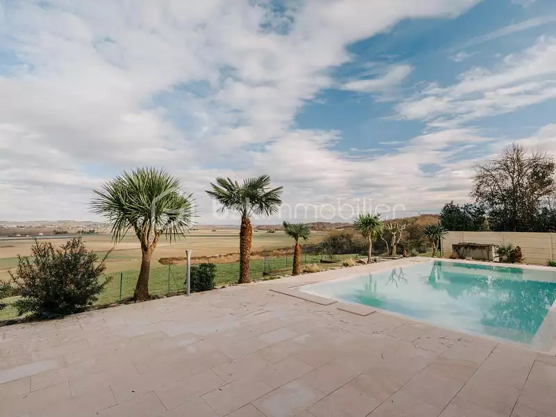 Maison, 164 m²