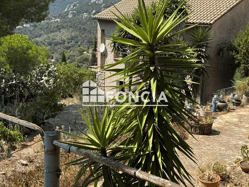 Maison, 185 m²