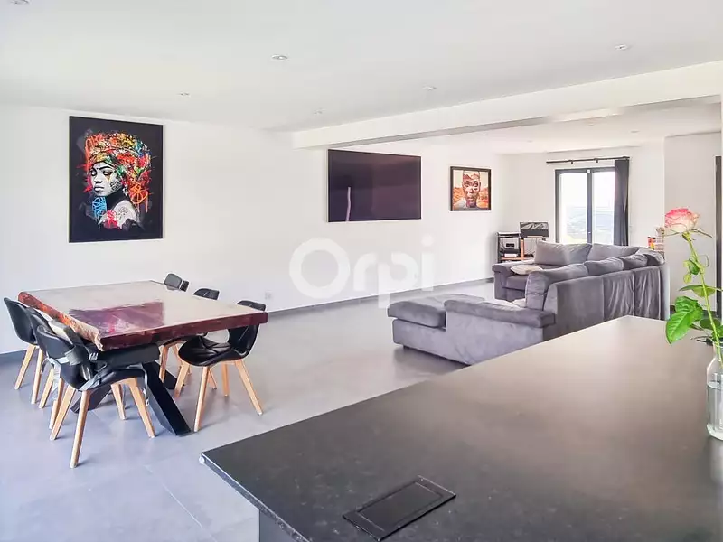Maison, 159 m²