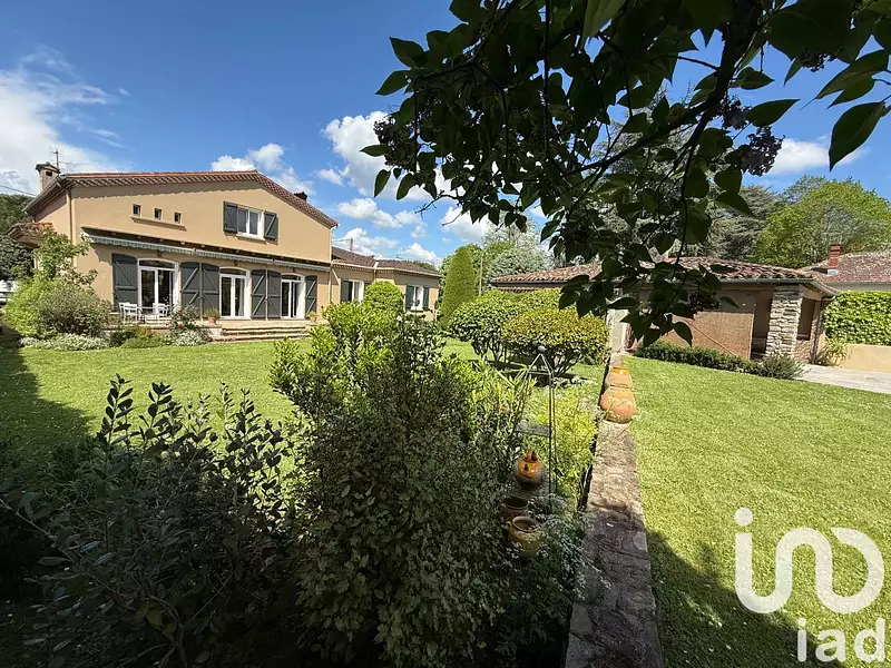 Maison, 260 m²