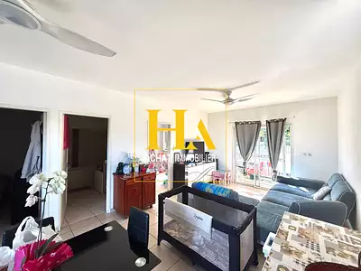Immeuble, 247 m²