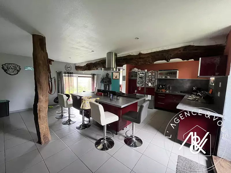 Maison, 252 m²