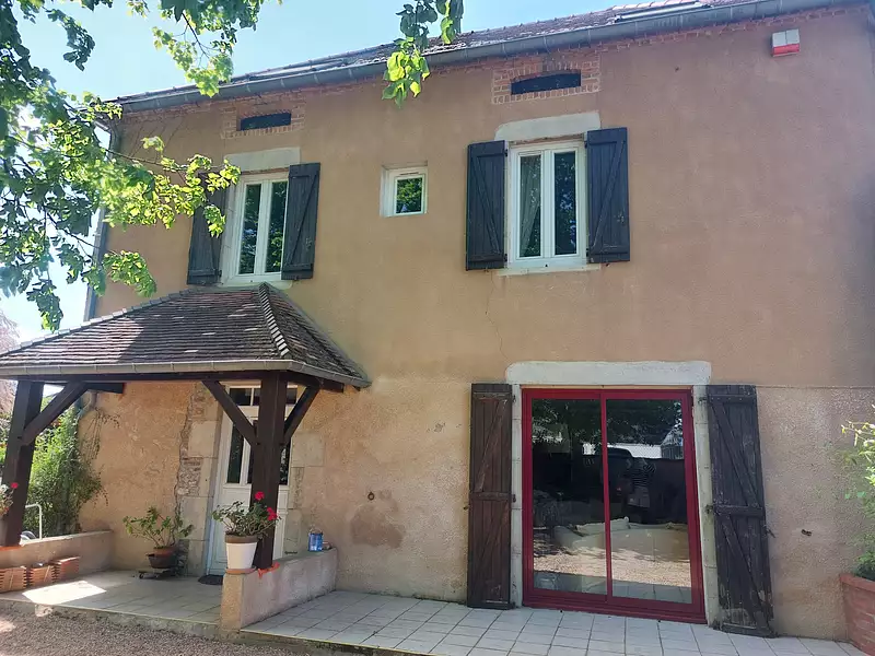 Maison, 240 m²