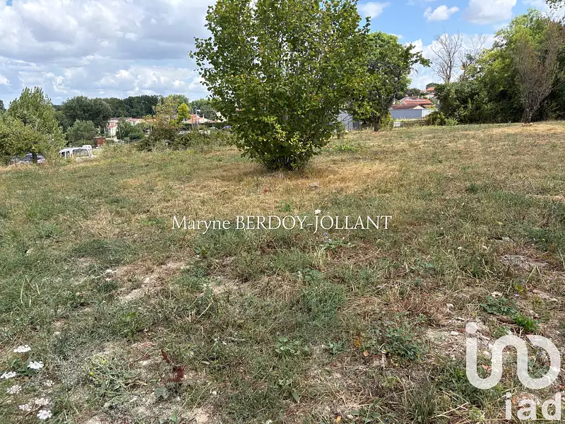 Terrain, 890 m²