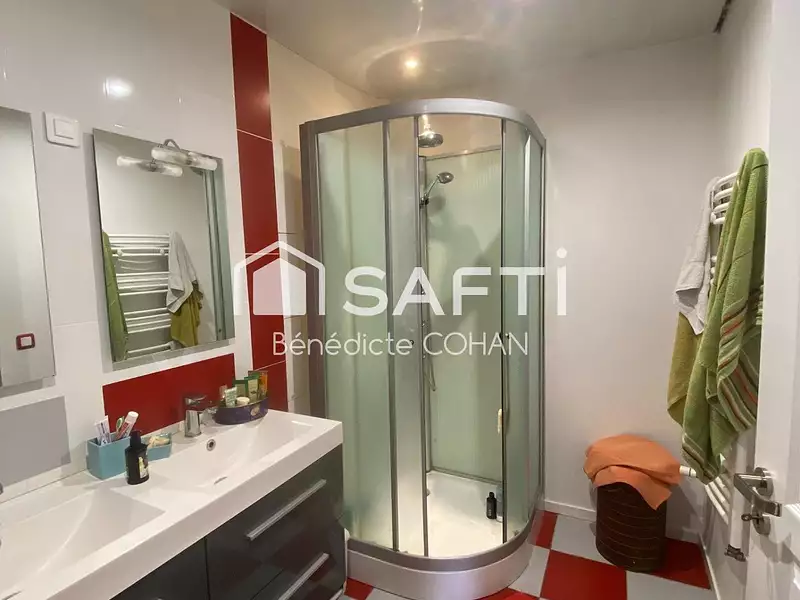 Maison, 164 m²