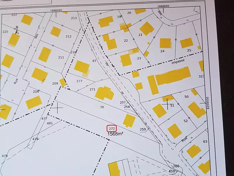 Terrain, 1 568 m²
