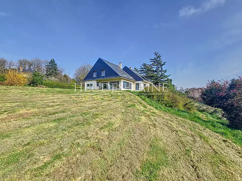 Maison, 232 m²