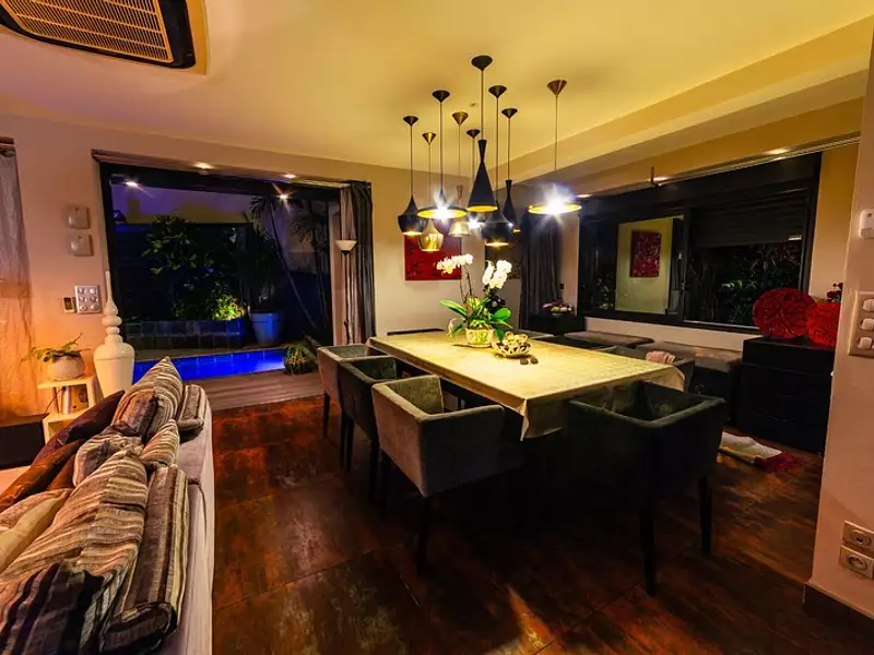 Maison, 305 m²