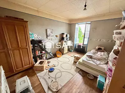 Maison, 197 m²