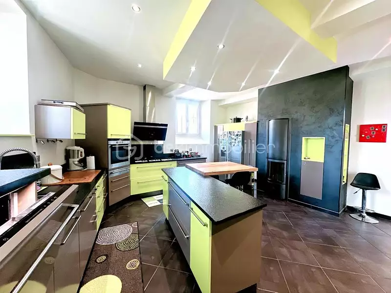 Maison, 463 m²