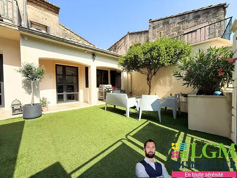 Maison, 176 m²