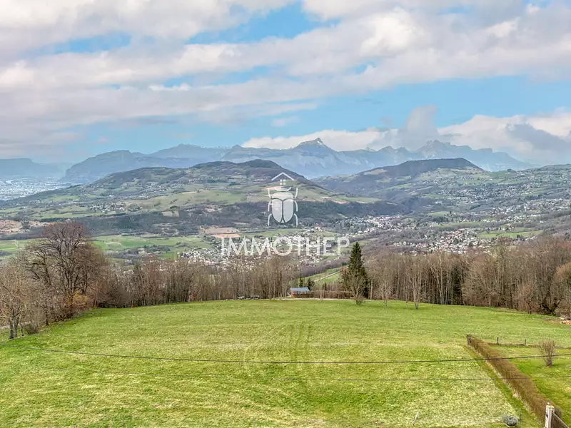 Maison, 225,91 m²