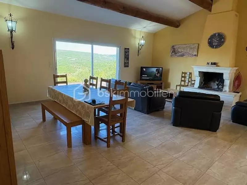Maison, 177 m²