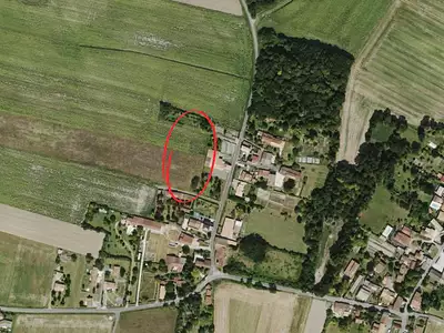 Terrain, 2 220 m²