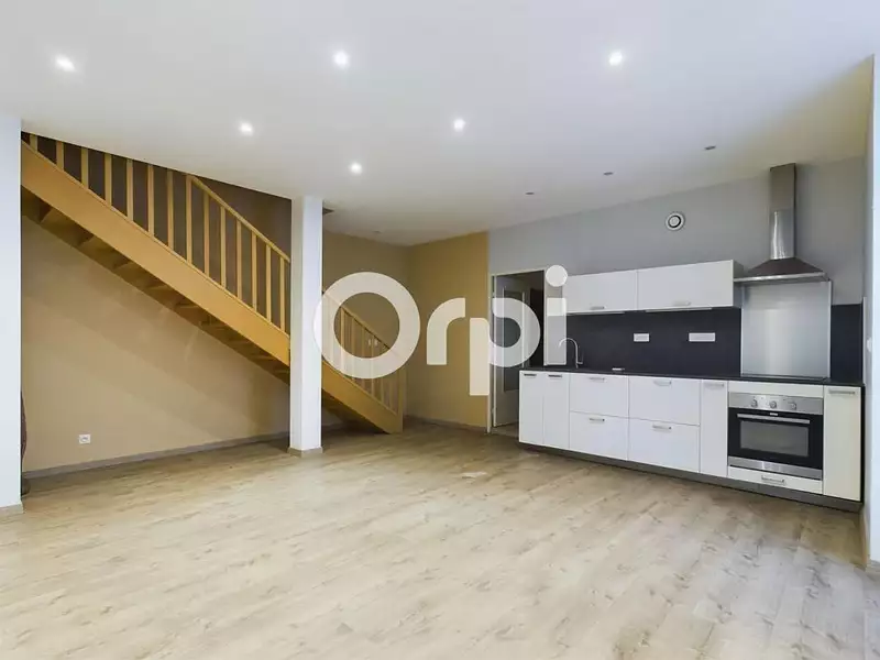 Maison, 168 m²