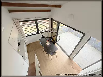 Maison, 246 m²