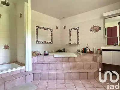 Maison, 228 m²