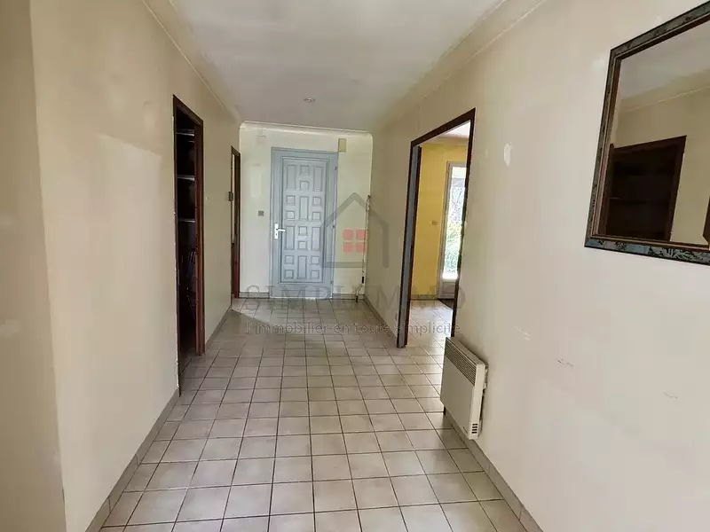 Maison, 180 m²