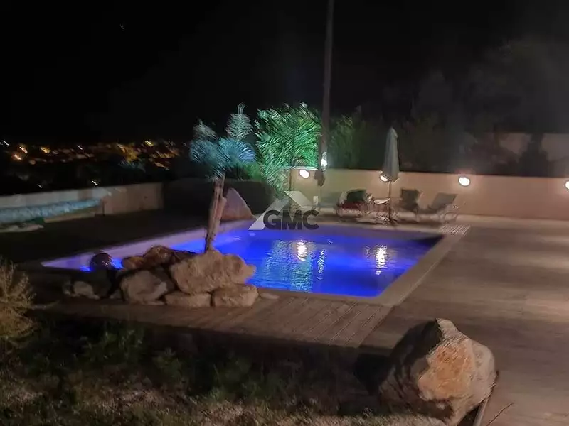 Maison, 222 m²