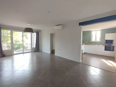 Maison, 93 m²