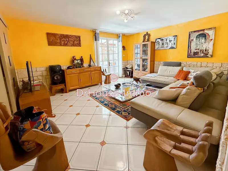 Maison, 217 m²