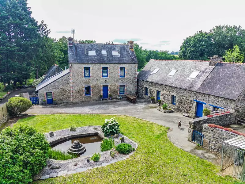Maison, 208 m²